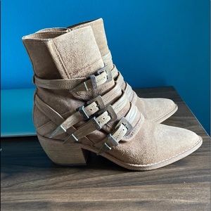 Free people boots size 36